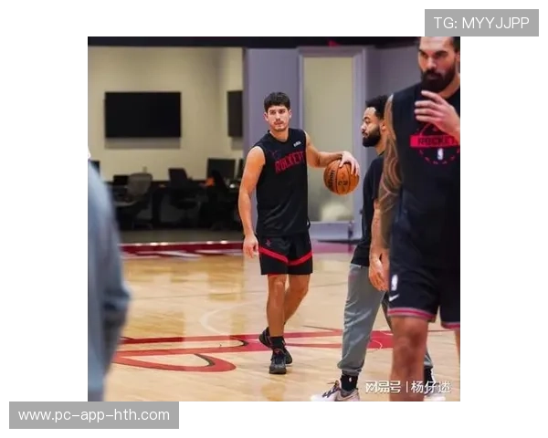 独行侠重组阵容，火箭遭遇沉重打击