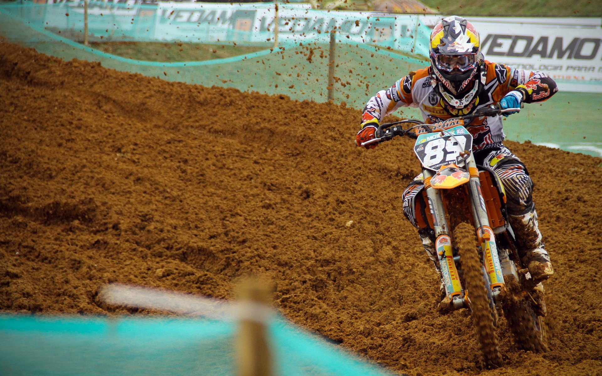 欧冠淘汰赛次回合备受球迷期待